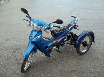 Üç Tekerlekli Motosiklet