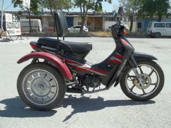 Üç Tekerlekli Motosiklet