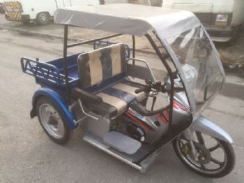 Üç Tekerlekli Motosiklet