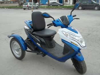 Üç Tekerlekli Motosiklet